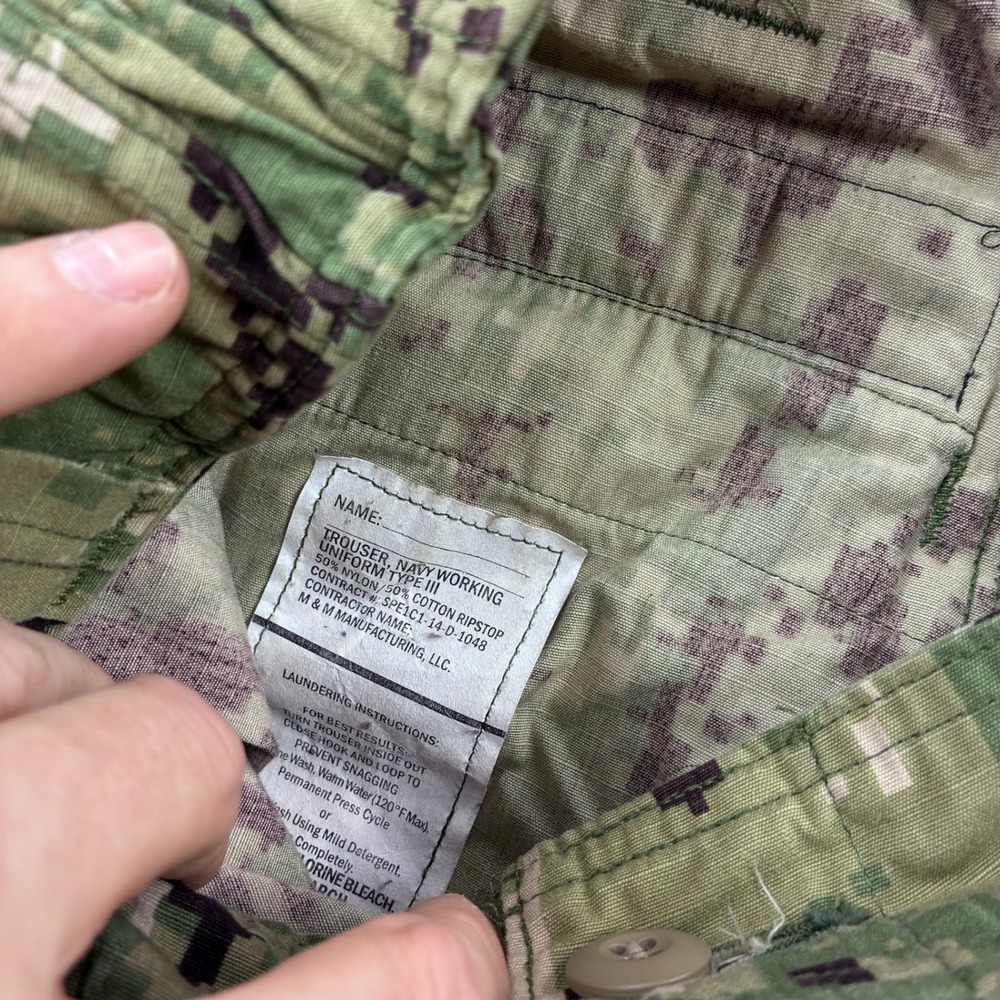 US Navy Pants Medium Regular Working Uniform Type III NWU Seals Camo Marines VGC - Picture 5 of 7